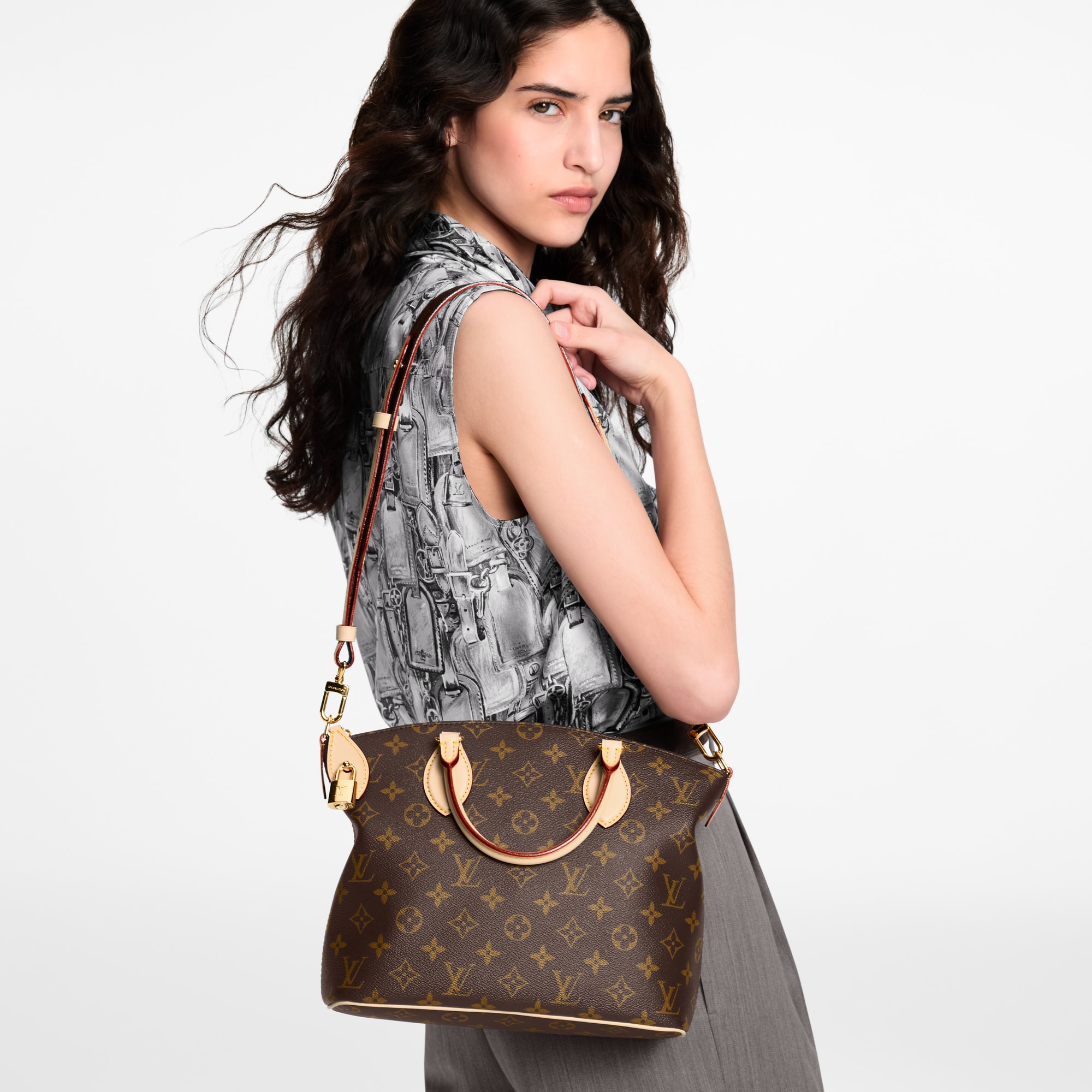Neo Lockit PM Monogram - Women - Handbags | LOUIS VUITTON ®